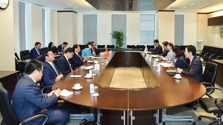 Bộ trưởng Bùi Thanh Sơn tiếp Phó Chủ tịch JICA Miyazaki Katsura.