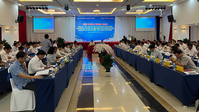 Toàn cảnh hội thảo.