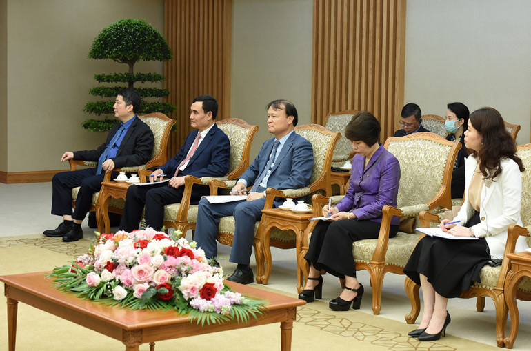 Đại diện lãnh đạo các bộ, ban, ngành của Chính phủ Việt Nam tham dự buổi tiếp.