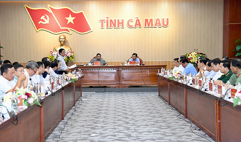 Quang cảnh buổi làm việc.