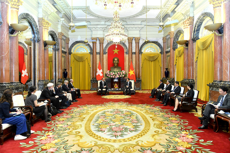 Quang cảnh buổi tiếp. (Ảnh: ĐĂNG KHOA) Quang cảnh buổi tiếp. (Ảnh: ĐĂNG KHOA)