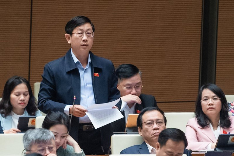 Đại biểu Nguyễn Hữu Thông. (Ảnh: Quốc hội)