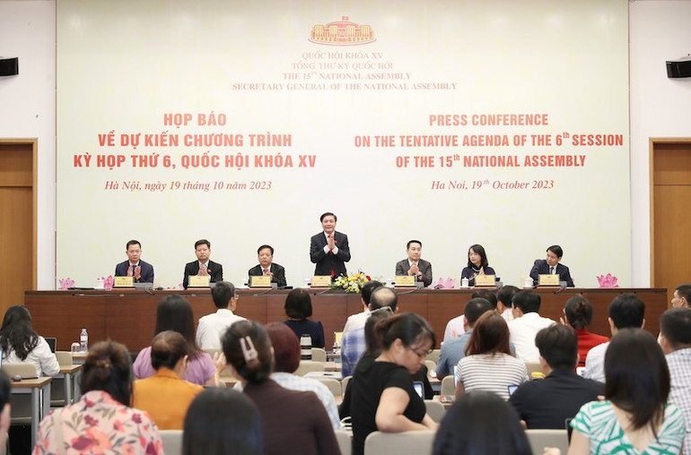 Trong buổi họp báo, đại diện lãnh đạo Văn phòng Quốc hội đã giải đáp, làm rõ về các nội dung dự kiến trong Kỳ họp thứ 6.