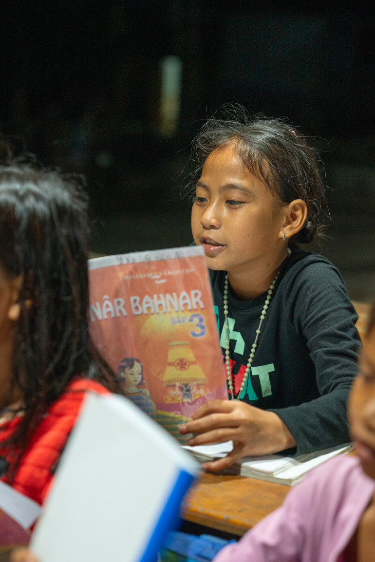 Ngôn ngữ Bahnar đang trên bờ vực biến mất do số lượng người nói ngôn ngữ này ngày càng giảm. Ảnh: Human Act Prize