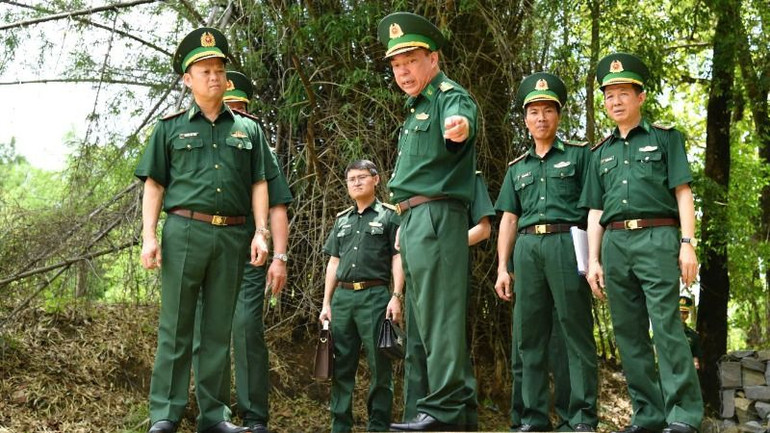 Đoàn công tác đến thăm Khu di tích lịch sử quốc gia đặc biệt Bến phà vượt sông Sêrêpốk.