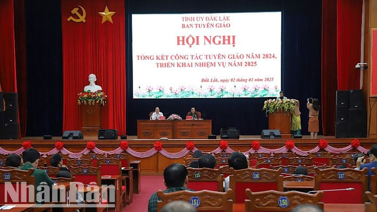 Quang cảnh hội nghị.