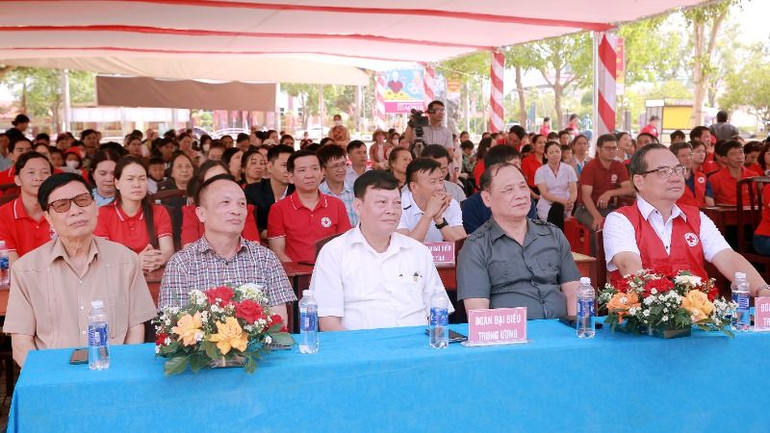 Các đại biểu dự Lễ hưởng ứng “Tháng Nhân đạo” năm 2025.