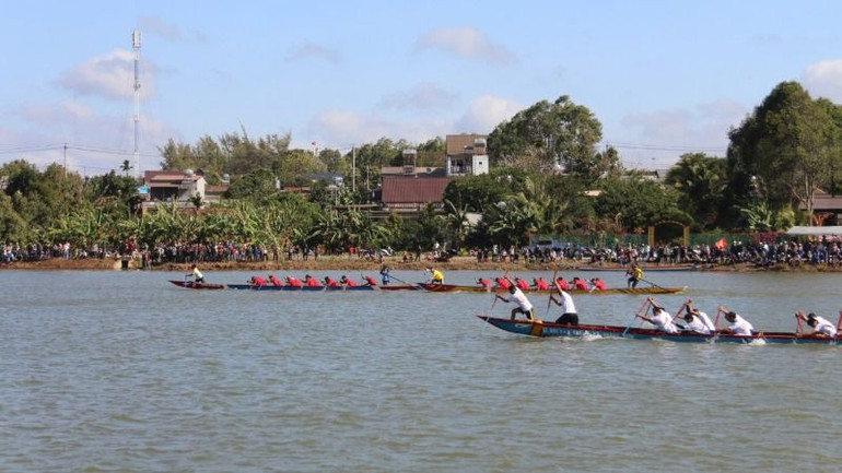 Giải đua năm nay với nhiều màn thi đấu sôi nổi, kịch tính.