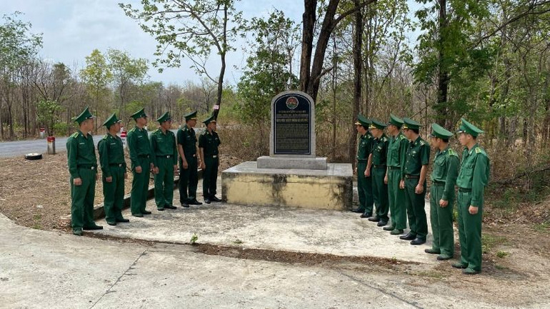 Nhân dịp này, tại địa bàn bốn xã biên giới của tỉnh Đắk Lắk, các đơn vị trong Bộ đội Biên phòng tỉnh cũng tổ chức học tập giáo dục truyền thống tại các di tích lịch sử gắn liền với Chiến dịch Hồ Chí Minh.