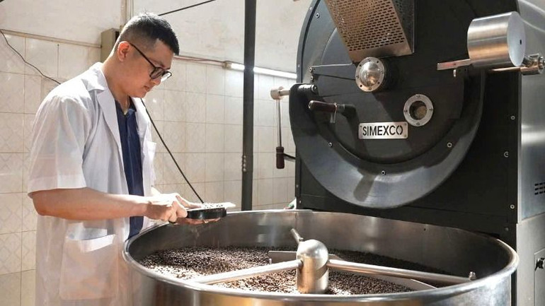 Simexco Daklak sẽ phục vụ 30.000 ly cà-phê miễn phí tại Lễ hội Cà-phê Buôn Ma Thuột lần thứ 9 năm 2025. Simexco Daklak sẽ phục vụ 30.000 ly cà-phê miễn phí tại Lễ hội Cà-phê Buôn Ma Thuột lần thứ 9 năm 2025.