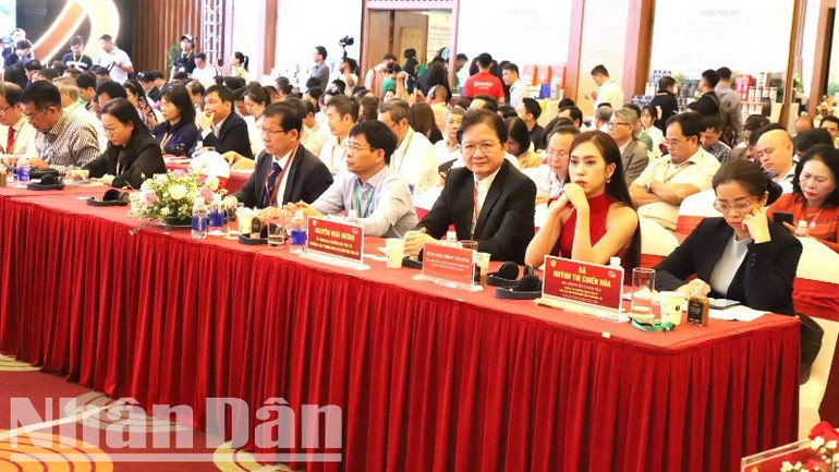 Các đại biểu dự hội hội nghị.