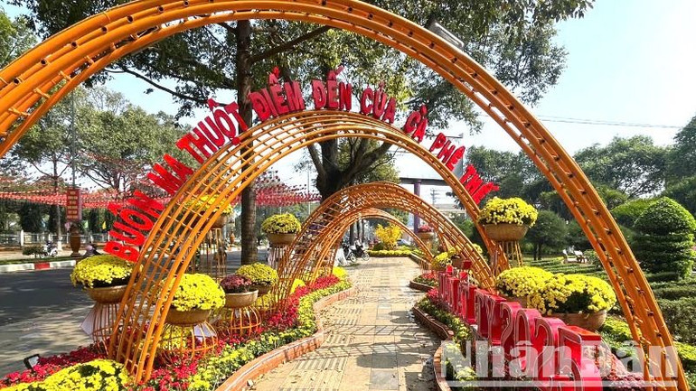 Thành phố Buôn Ma Thuột đang xây dựng trở thành điểm đến của cà-phê thế giới.