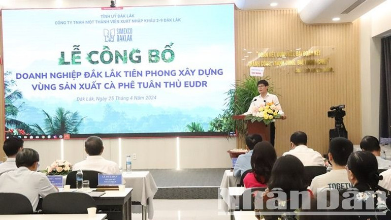 Simexco Daklak là doanh nghiệp tiên phong của Việt Nam xây dựng vùng sản xuất cà -phê tuân thủ ERDR. Simexco Daklak là doanh nghiệp tiên phong của Việt Nam xây dựng vùng sản xuất cà -phê tuân thủ ERDR.