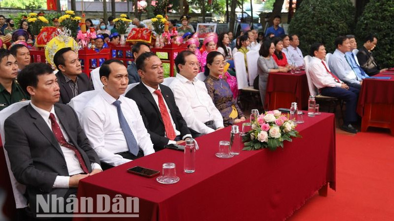 Các đại biểu dự lễ Giỗ Tổ Vua Hùng.