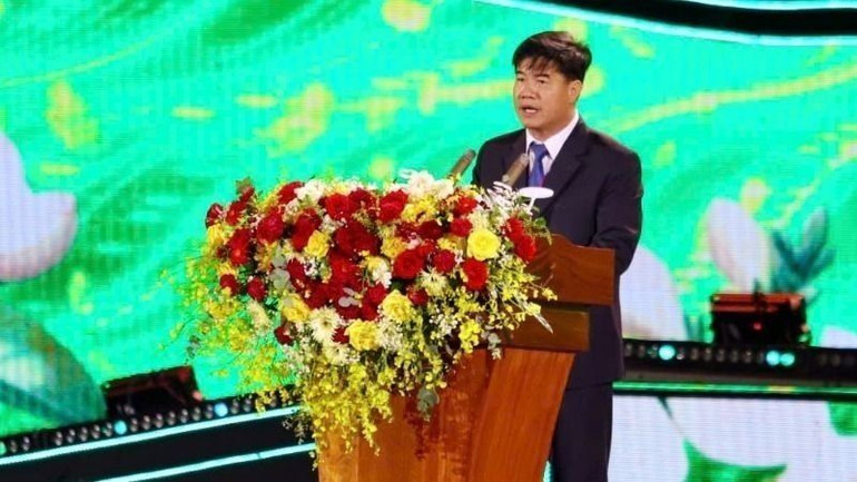 Phó Chủ tịch Ủy ban nhân dân tỉnh Đắk Lắk Nguyễn Thiên Văn phát biểu bế mạc Lễ hội Cà-phê Buôn Ma Thuột lần thứ 9 năm 2025. Phó Chủ tịch Ủy ban nhân dân tỉnh Đắk Lắk Nguyễn Thiên Văn phát biểu bế mạc Lễ hội Cà-phê Buôn Ma Thuột lần thứ 9 năm 2025.