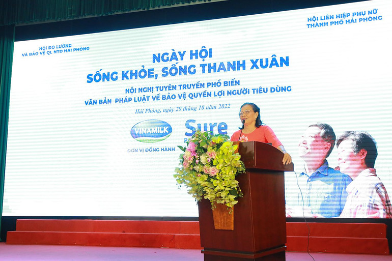 Luật sư Nguyễn Thị Sắn, Ủy viên Ban Chấp hành Hội Đo lường và Bảo vệ quyền lợi người tiêu dùng thành phố Hải Phòng chia sẻ những vấn đề người tiêu dùng cần quan tâm.