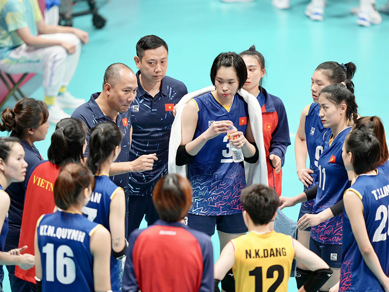 HLV Nguyễn Tuấn Kiệt và các học trò đã có một năm nhiều dấu ấn.