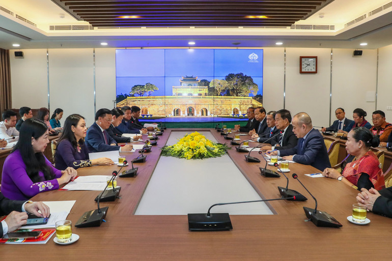 Quang cảnh buổi tiếp tại Thành ủy Hà Nội.