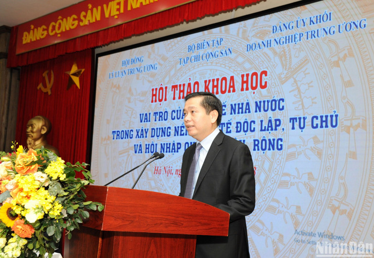 Đồng chí Nguyễn Long Hải phát biểu đề dẫn Hội thảo. (Ảnh: Thanh Lâm)