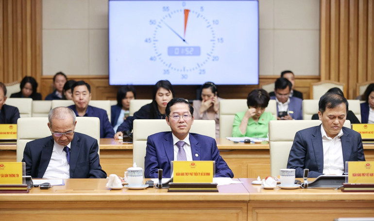 Đại diện các ngân hàng thương mại cổ phần tham dự hội nghị.