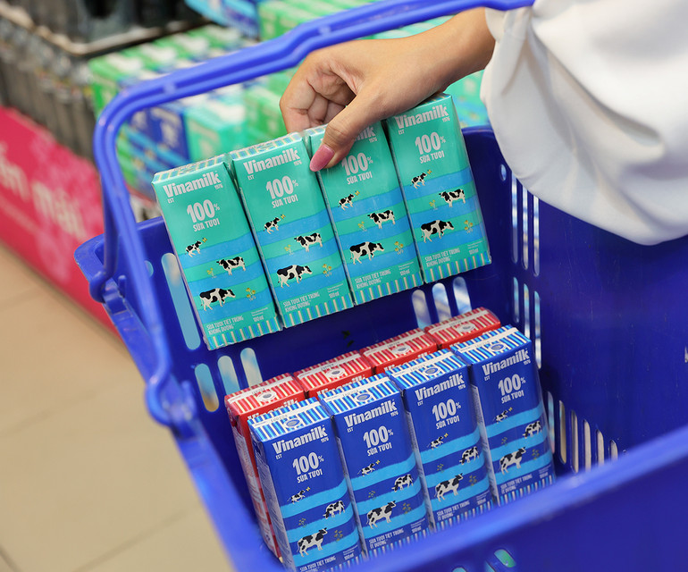 Sản phẩm sữa tươi của Vinamilk trong “màu áo mới”.