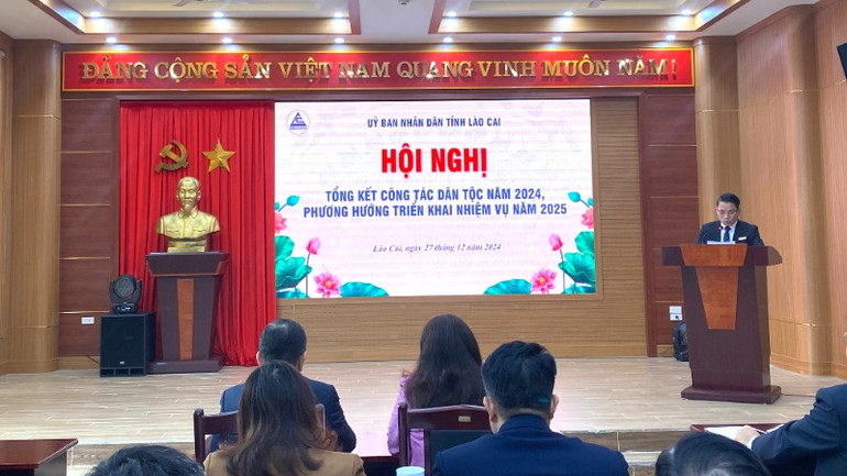 Toàn cảnh hội nghị chiều 27/12.