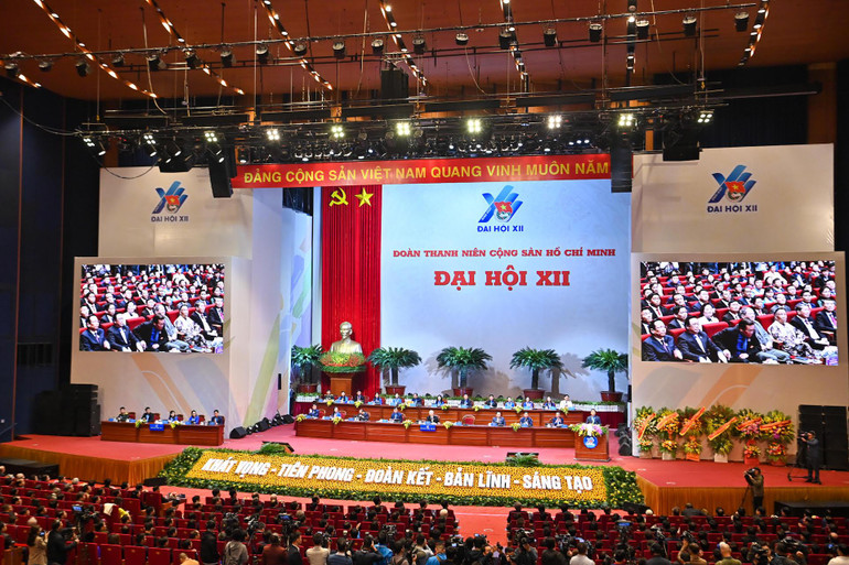 Quang cảnh phiên trọng thể Đại hội Đoàn toàn quốc lần thứ XII.