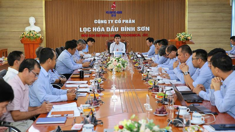 Phó Tổng Giám đốc Petrovietnam Lê Xuân Huyên phát biểu kết luận buổi làm việc.