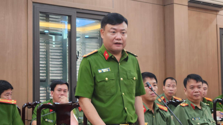 Thượng tá Bùi Quang Khoa thông tin vụ án mua bán hóa đơn giá trị gia tăng gây thiệt hại cho nhà nước 1.200 tỷ đồng.