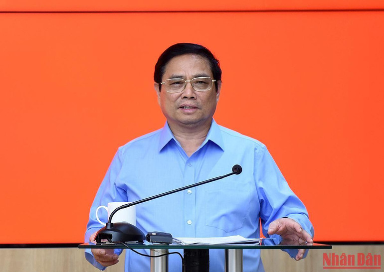 Làm việc với Tập đoàn Công nghiệp-Viễn thông Quân đội, Thủ tướng Phạm Minh Chính ghi nhận, biểu dương Tập đoàn "hình thành trong khó khăn, tồn tại trong khó khăn và phát triển trong khó khăn" nhưng đã hoàn thành xuất sắc nhiệm vụ được giao; đề nghị Tập đoàn luôn luôn đổi mới, luôn luôn sáng tạo, luôn luôn đột phá, tiếp tục đóng góp tích cực cho hai nhiệm vụ chiến lược là xây dựng và bảo vệ Tổ quốc.