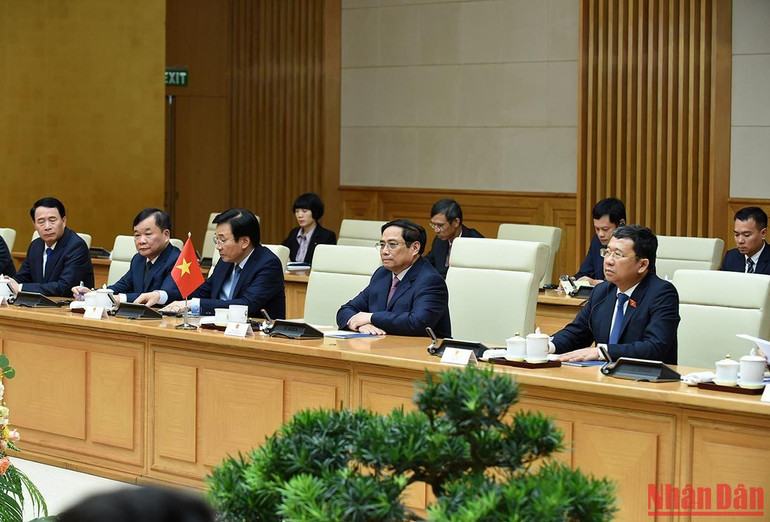 Thủ tướng Phạm Minh Chính và các thành viên Chính phủ tại buổi hội kiến. Thủ tướng Phạm Minh Chính và các thành viên Chính phủ tại buổi hội kiến.