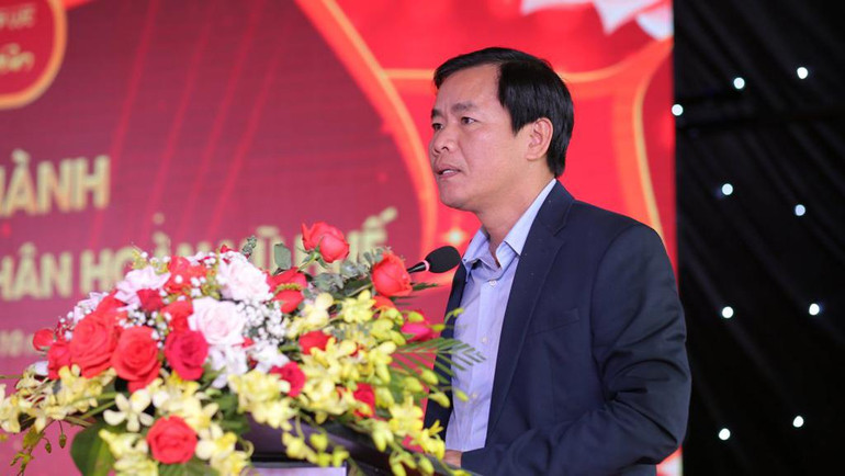 Chủ tịch Ủy ban nhân dân tỉnh Thừa Thiên Huế Nguyễn Văn Phương phát biểu tại buổi lễ khánh thành.