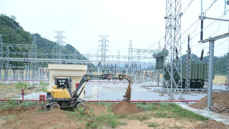Thi công Trạm biến áp 220kV Lạng Sơn.