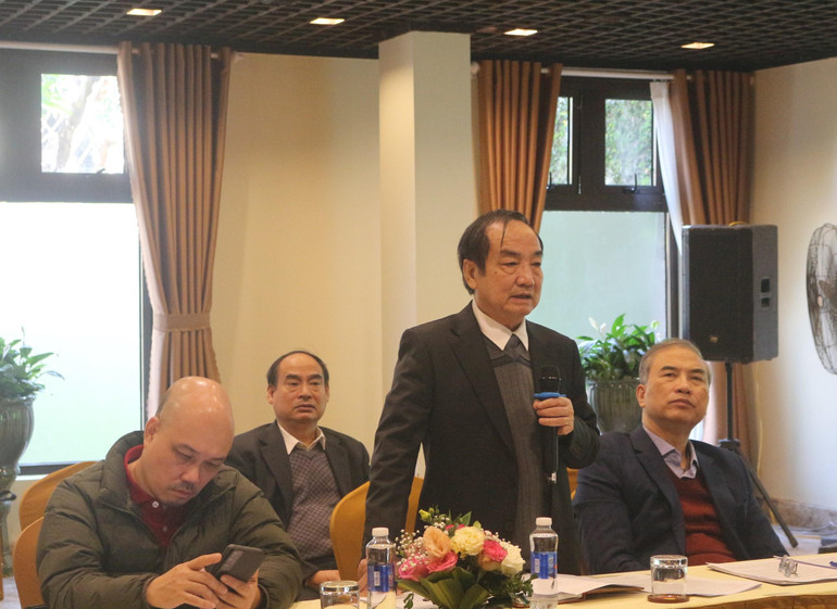 Các đại biểu phát biểu tại Hội nghị. Các đại biểu phát biểu tại Hội nghị.