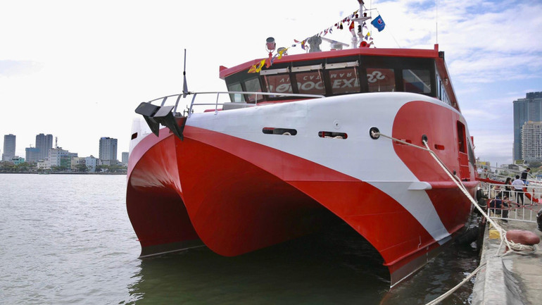 Do gặp nhiều khó khăn nên tàu du lịch Trưng Trắc vận chuyển tuyến Đà Nẵng-Lý Sơn hiện tạm dừng hoạt động.