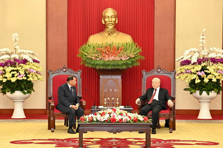 Tổng Bí thư Nguyễn Phú Trọng tiếp Chủ tịch Thượng viện Vương quốc Campuchia Samdech Say Chhum.
