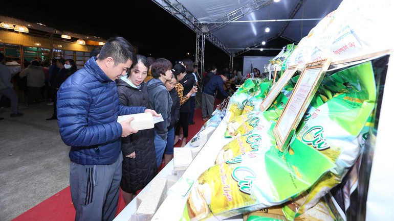 Hội chợ trưng bày, giới thiệu, quảng bá các sản phẩm nông sản, sản phẩm OCOP của Lai Châu Hội chợ trưng bày, giới thiệu, quảng bá các sản phẩm nông sản, sản phẩm OCOP của Lai Châu