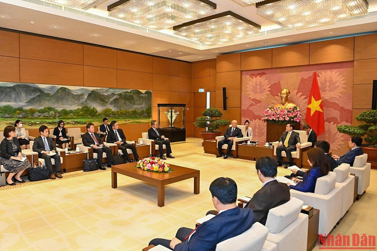 Quang cảnh buổi tiếp tại Nhà Quốc hội. Quang cảnh buổi tiếp tại Nhà Quốc hội.