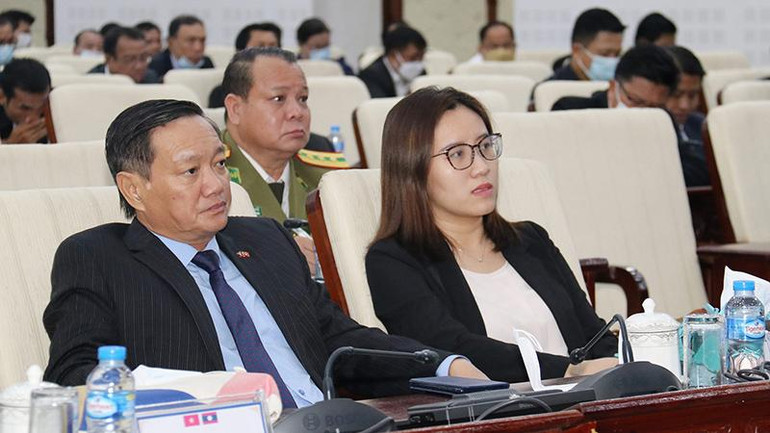 Đại sứ Việt Nam tại Lào Nguyễn Bá Hùng tham dự lễ kỷ niệm. (Ảnh: LÊ DUY TOÀN)