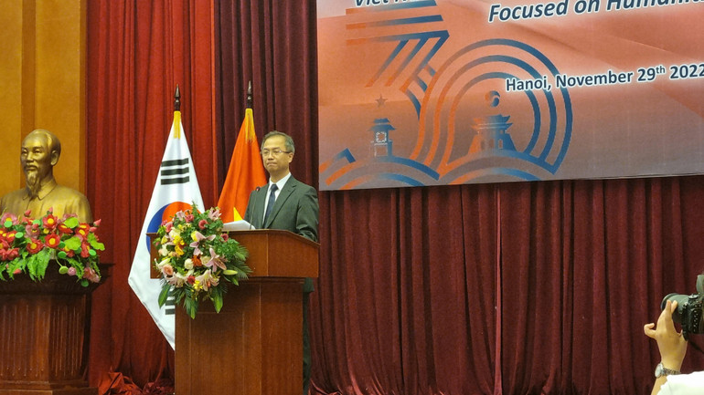 Tiến sĩ Đặng Xuân Thanh, Phó Chủ tịch phụ trách điều hành Viện Hàn lâm Khoa học xã hội Việt Nam phát biểu khai mạc hội thảo.