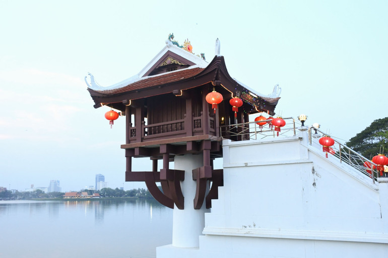 Chùa Một Cột trong công viên Hữu nghị ở tỉnh Khon Kaen.