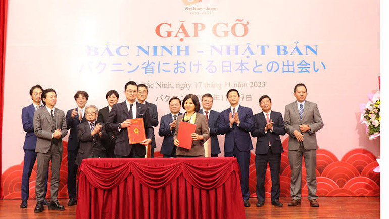 Lễ ký kết bản ghi nhớ hợp tác giữa Ủy ban nhân dân tỉnh Bắc Ninh và Tập đoàn Nihon Toyo (Nhật Bản).