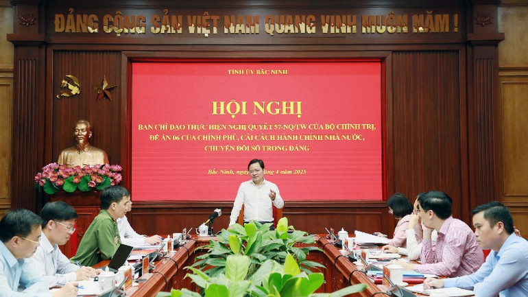 Bí thư Tỉnh ủy Bắc Ninh Nguyễn Anh Tuấn kết luận, chỉ đạo các nhiệm vụ trọng tâm cần thực hiện trong thời gian tới. Bí thư Tỉnh ủy Bắc Ninh Nguyễn Anh Tuấn kết luận, chỉ đạo các nhiệm vụ trọng tâm cần thực hiện trong thời gian tới.