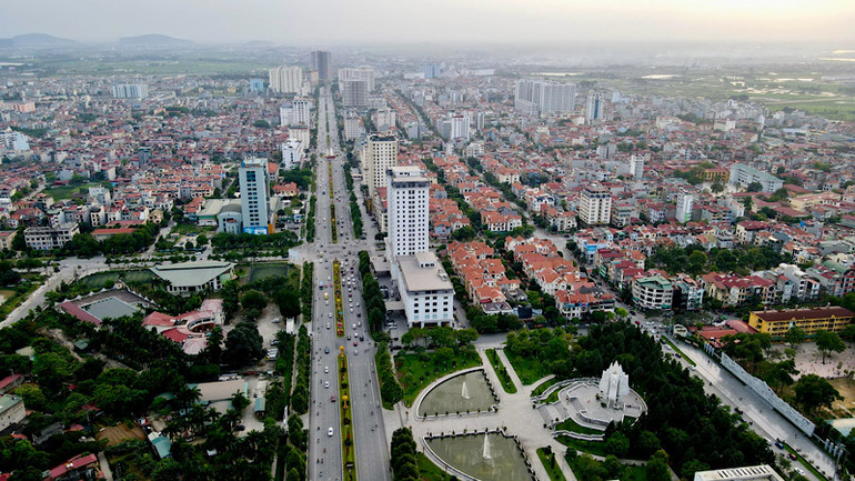 Đường phố phong quang, ý thức người dân được nâng cao sau một năm Bắc Ninh triển khai "Tỉnh an toàn giao thông".