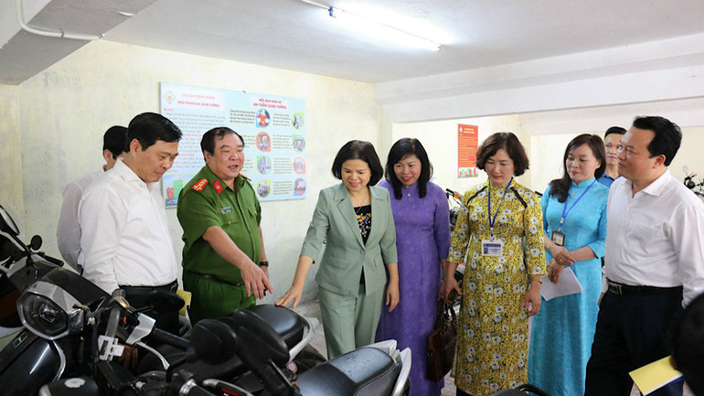 Việc thực hiện Tỉnh An toàn giao thông được Bắc Ninh triển khai tới tận các chi bộ, khu dân cư.