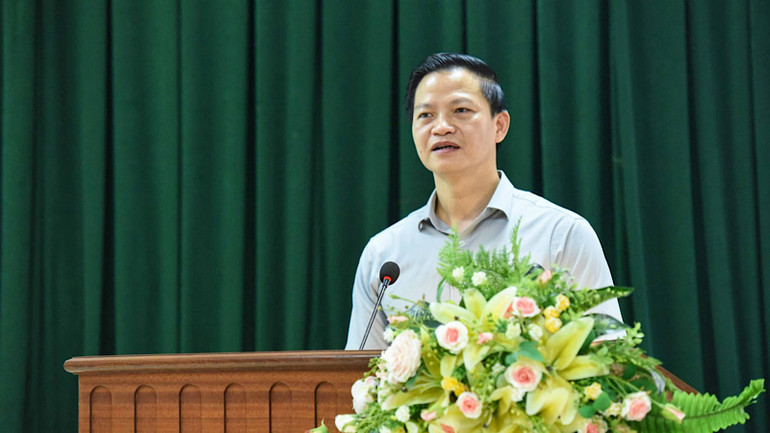 Đồng chí Vương Quốc Tuấn, Phó Chủ tịch Thường trực Ủy ban nhân dân tỉnh phát biểu chỉ đạo.