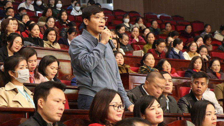 Hơn 600 cán bộ, hội viên, đoàn viên của các tổ chức tham dự buổi đối thoại. Hơn 600 cán bộ, hội viên, đoàn viên của các tổ chức tham dự buổi đối thoại.