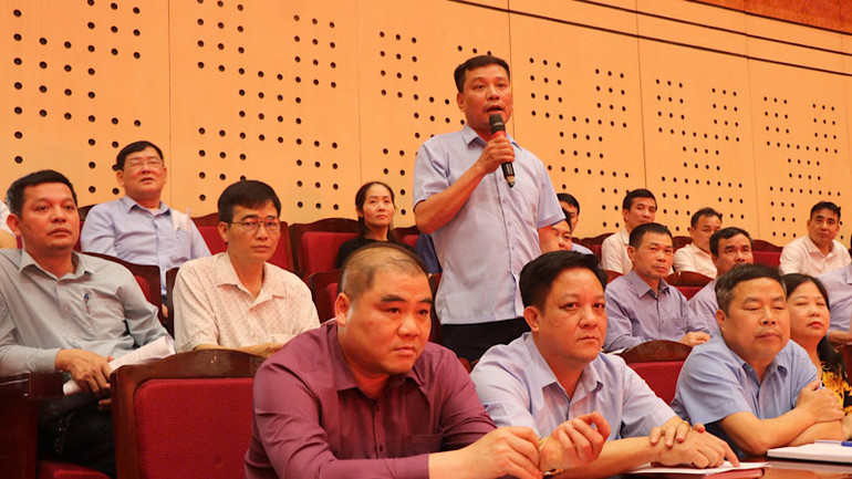 Các ý kiến trao đổi, thảo luận tại hội nghị.