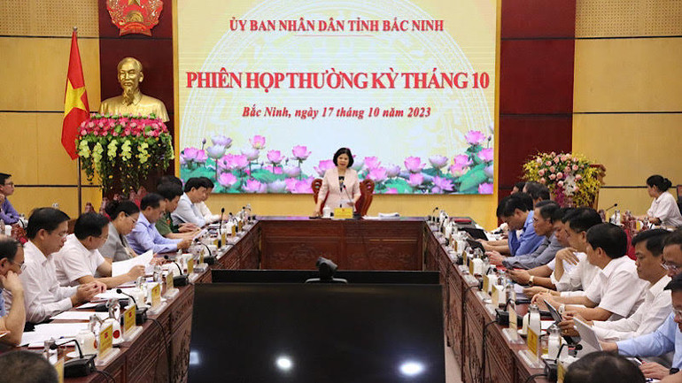 Phiên họp thường kỳ tháng 10 của Ủy ban nhân dân tỉnh Bắc Ninh.
