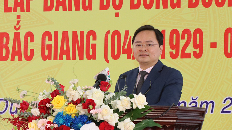 Bí thư Tỉnh ủy Bắc Ninh Nguyễn Anh Tuấn phát biểu tại buổi gặp mặt kỷ niệm.